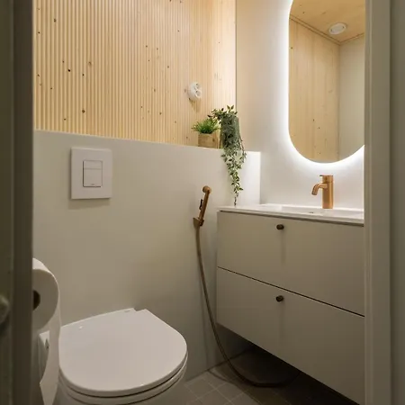 Cozy 3-room Near The Center Of Апартаменты